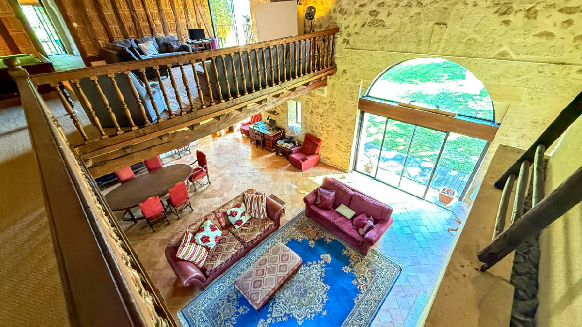 Exceptional Medieval Estate in the Dordogne – Character Property with Guest House and Swimming Pool - 6