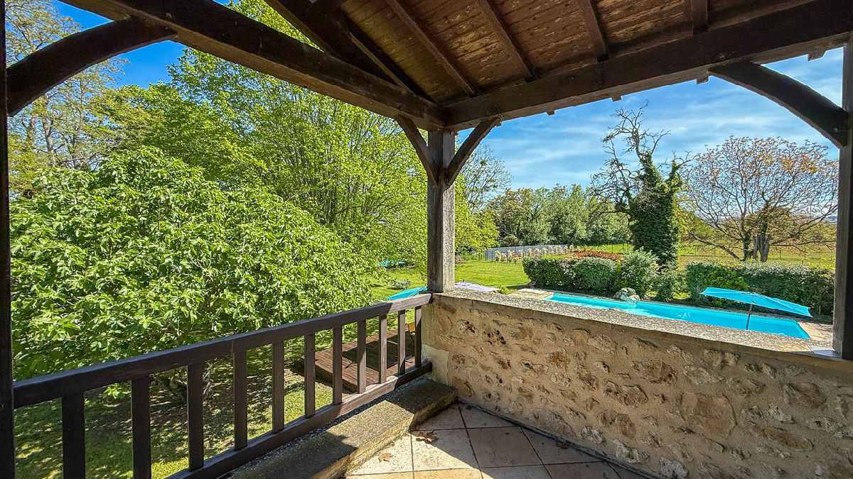 Exceptional Medieval Estate in the Dordogne – Character Property with Guest House and Swimming Pool - 10