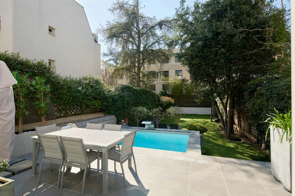A contemporary house just steps from the Seine - 4