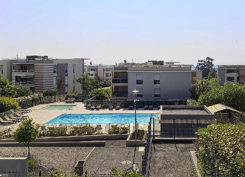 4-Room Apartment With Sea View - 2