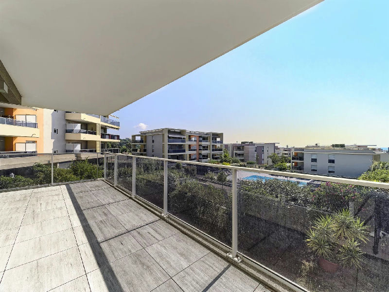 4-Room Apartment With Sea View - 3