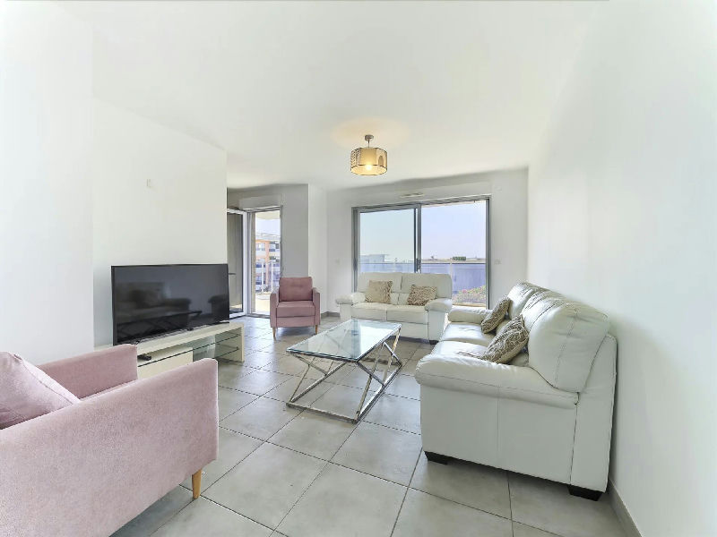 4-Room Apartment With Sea View - 5