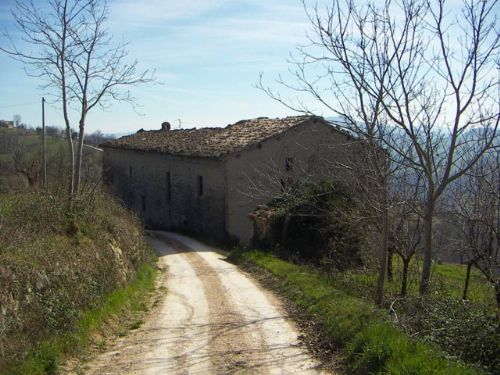 Large country house with fabulous views - 2