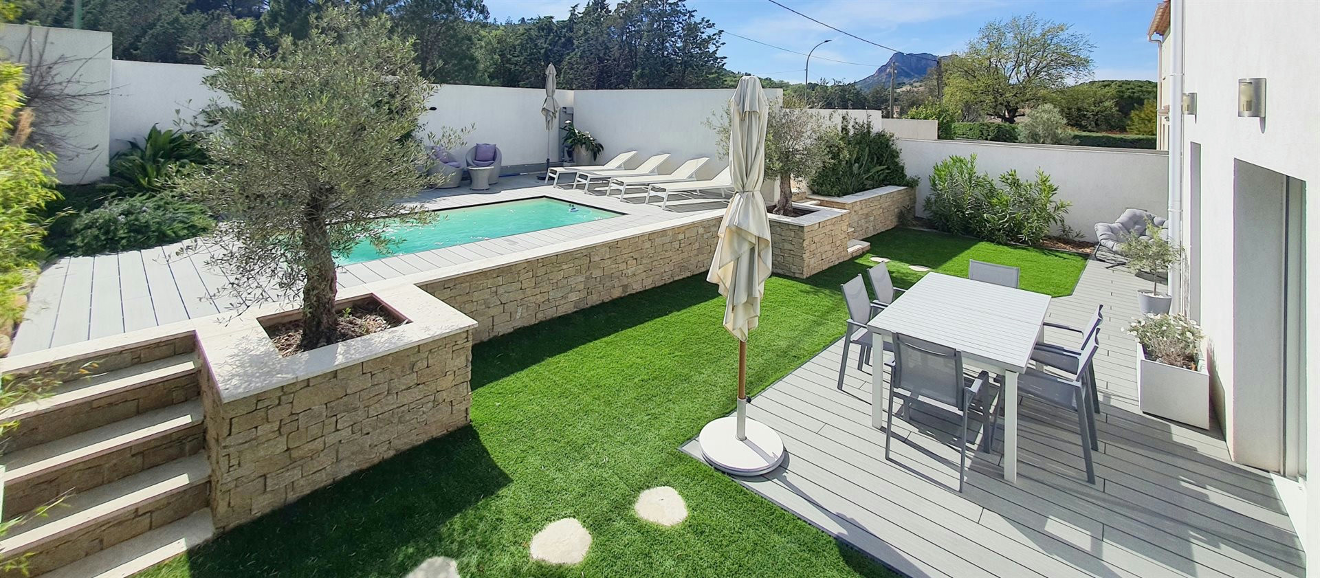 Recent Villa with great features