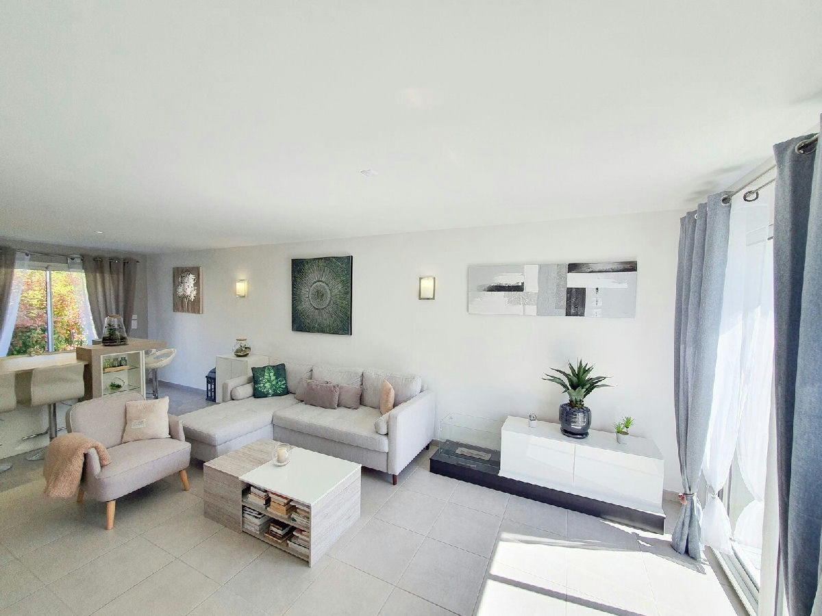 Recent Villa with great features - 9