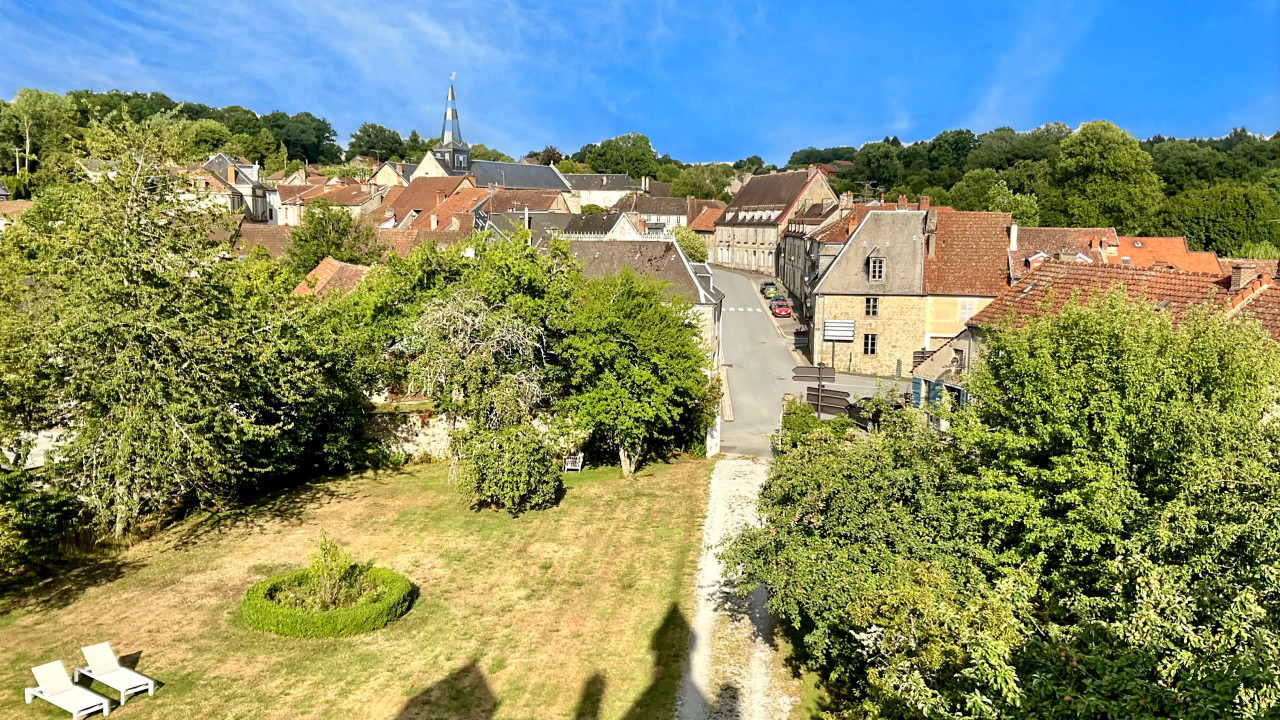 Historic home/guest house with fascinating history in a charming French countryside town - 2