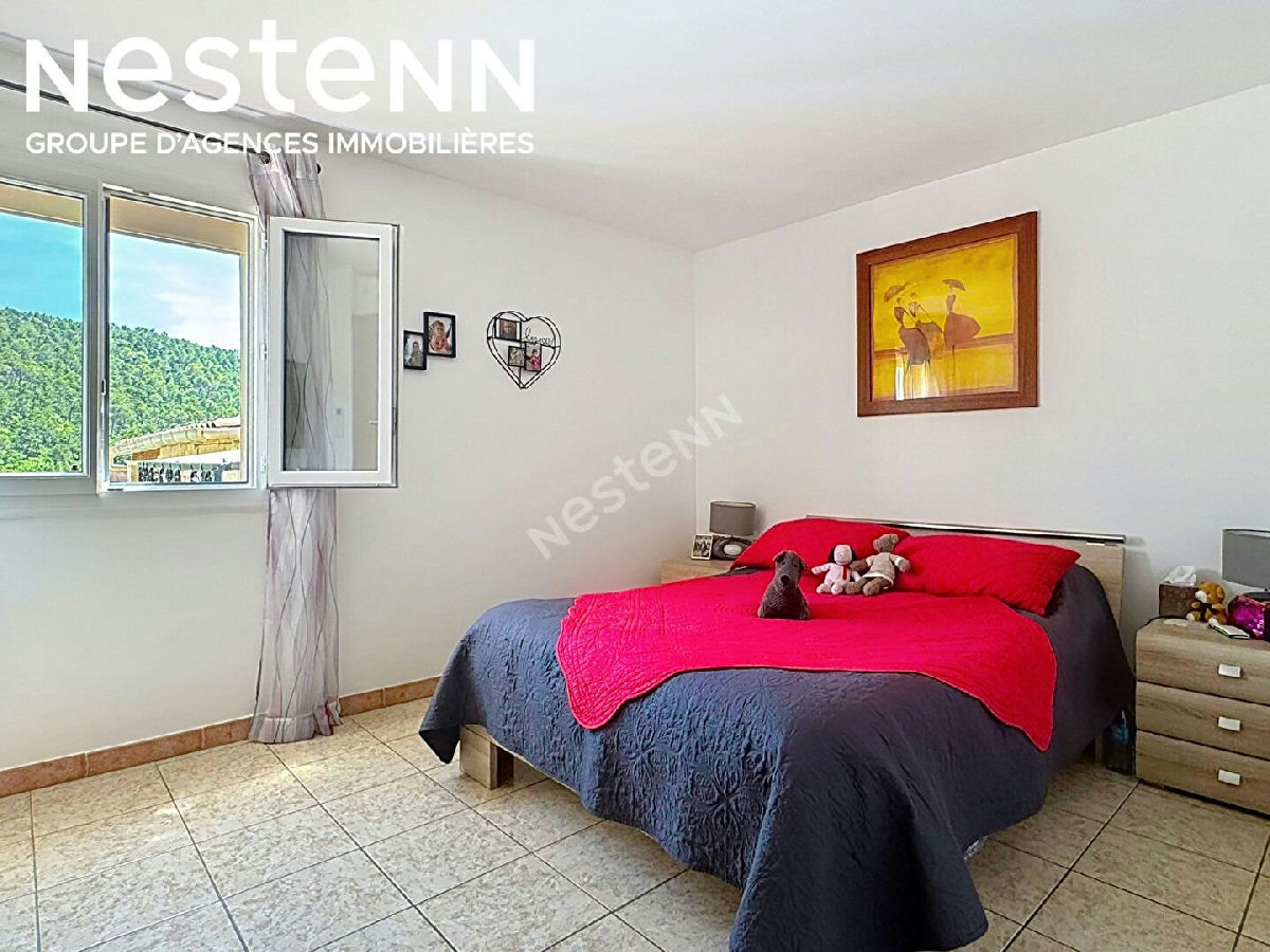 Vins Sur Caramy 4-room house - 9