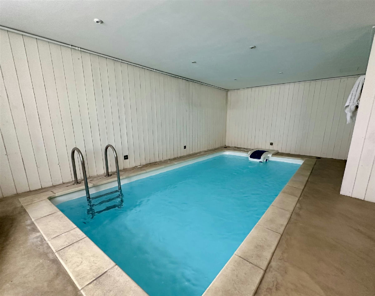 Bordeaux centre, Jardin Public, Hotel Particulier du 19th century, 280 m2 living space with pool and garage - 29