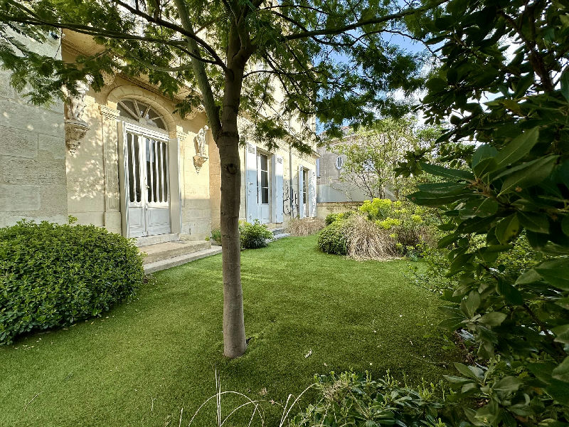 Bordeaux centre, Jardin Public, Hotel Particulier du 19th century, 280 m2 living space with pool and garage - 3