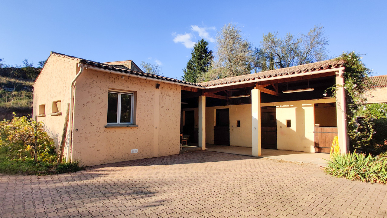 Stunning Estate with Gîtes, Indoor Pool & Equestrian Facilities near Carcassonne - 4