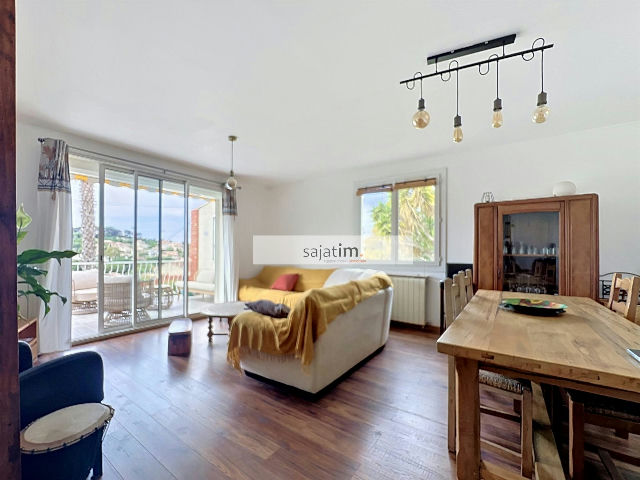 Detached Villa with Pool in La Colle d'Artaud - 3