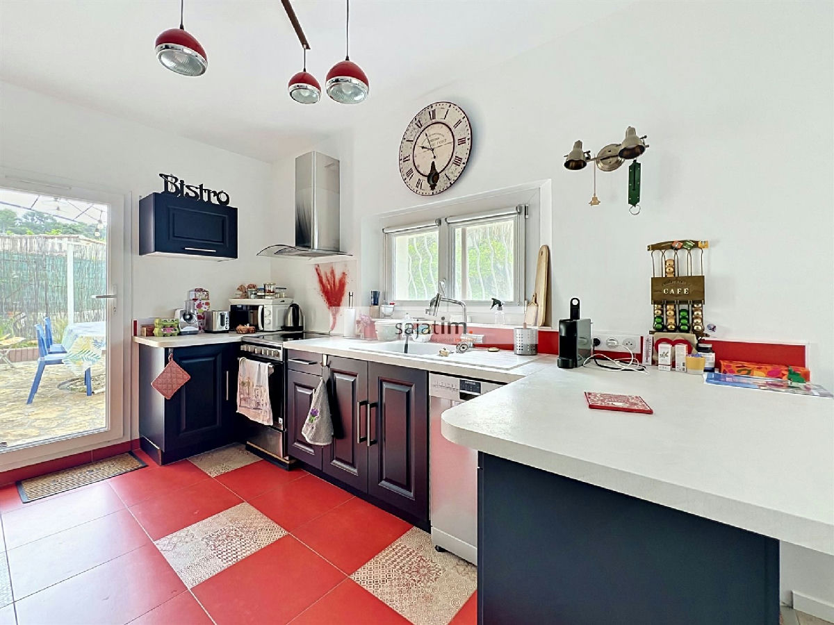 Detached Villa with Pool in La Colle d'Artaud - 9