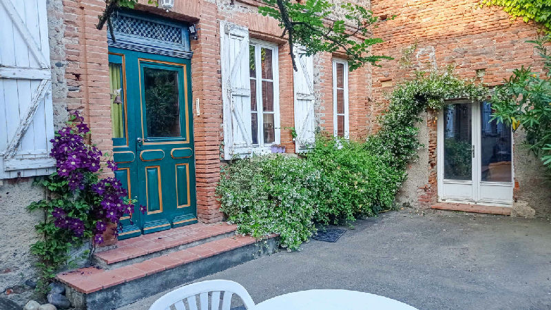 Elegant Toulouse manor house of 329 m², set on a 4,120 m² enclosed plot - 2