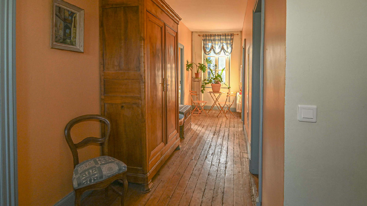 Elegant Toulouse manor house of 329 m², set on a 4,120 m² enclosed plot - 7