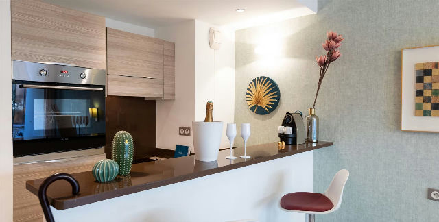Studio apartment with terrace - 3