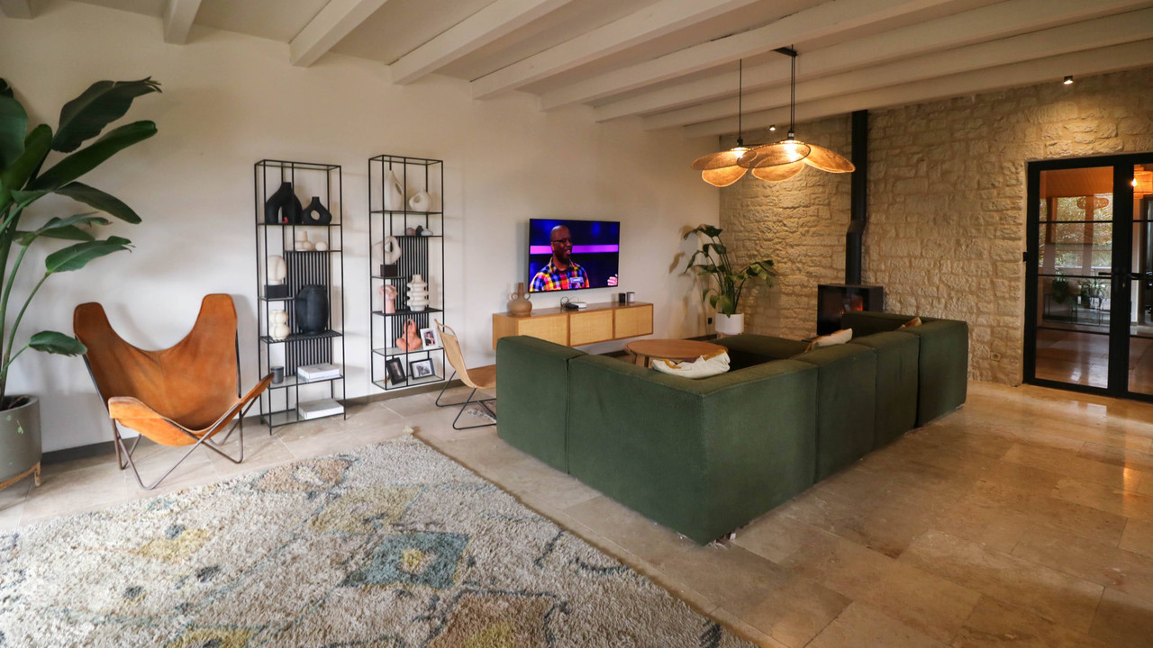 Beautifully renovated 175 m² home with guest annexe, pool & large terrace, 5 km from Uzès - 2