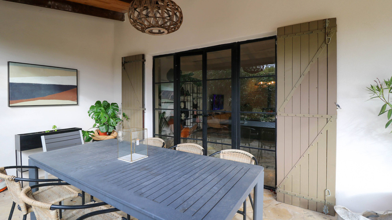 Beautifully renovated 175 m² home with guest annexe, pool & large terrace, 5 km from Uzès - 3