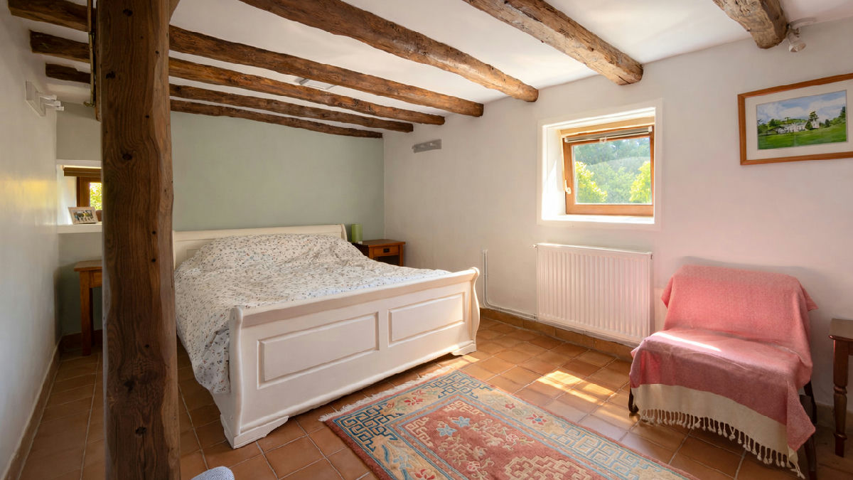 Superb property with 4 gites and pool - 7