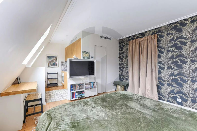 Exceptional Studio – 21.5 sqm Carrez / 27.62 sqm total space – Fully renovated, furnished & equipped - 4