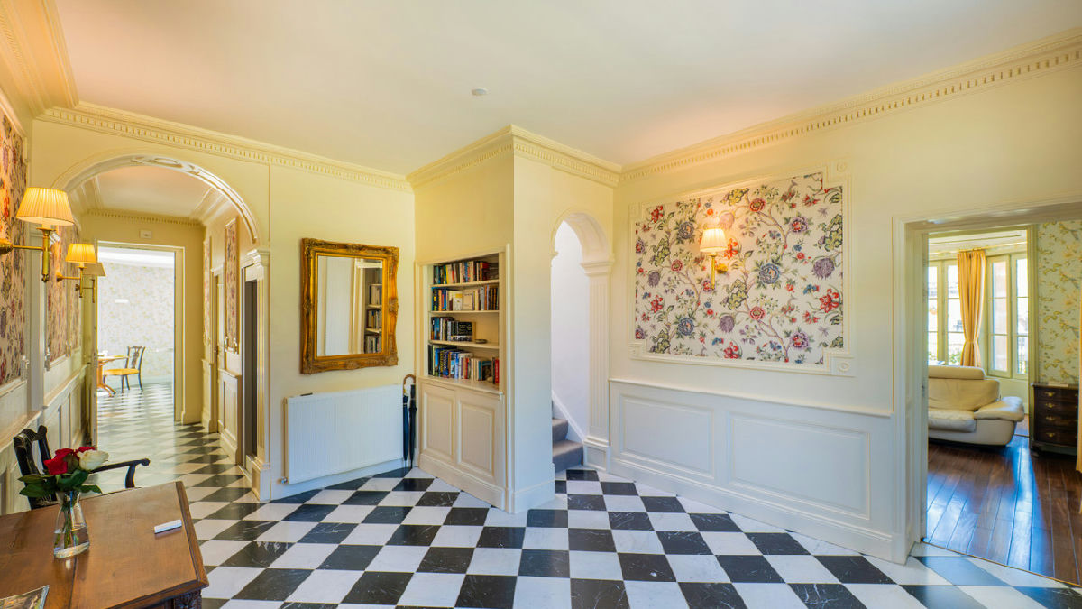 Exceptional Prestigious Manor house with guest accommodation in the heart of historic Sarlat la Cane - 4
