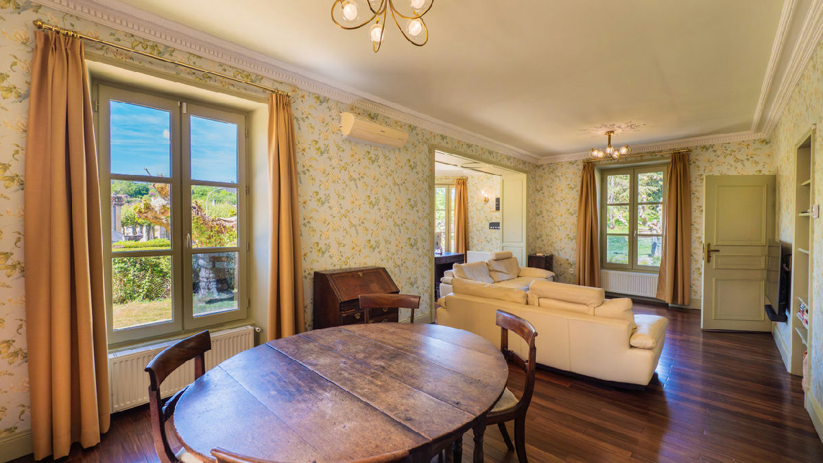 Exceptional Prestigious Manor house with guest accommodation in the heart of historic Sarlat la Cane - 5