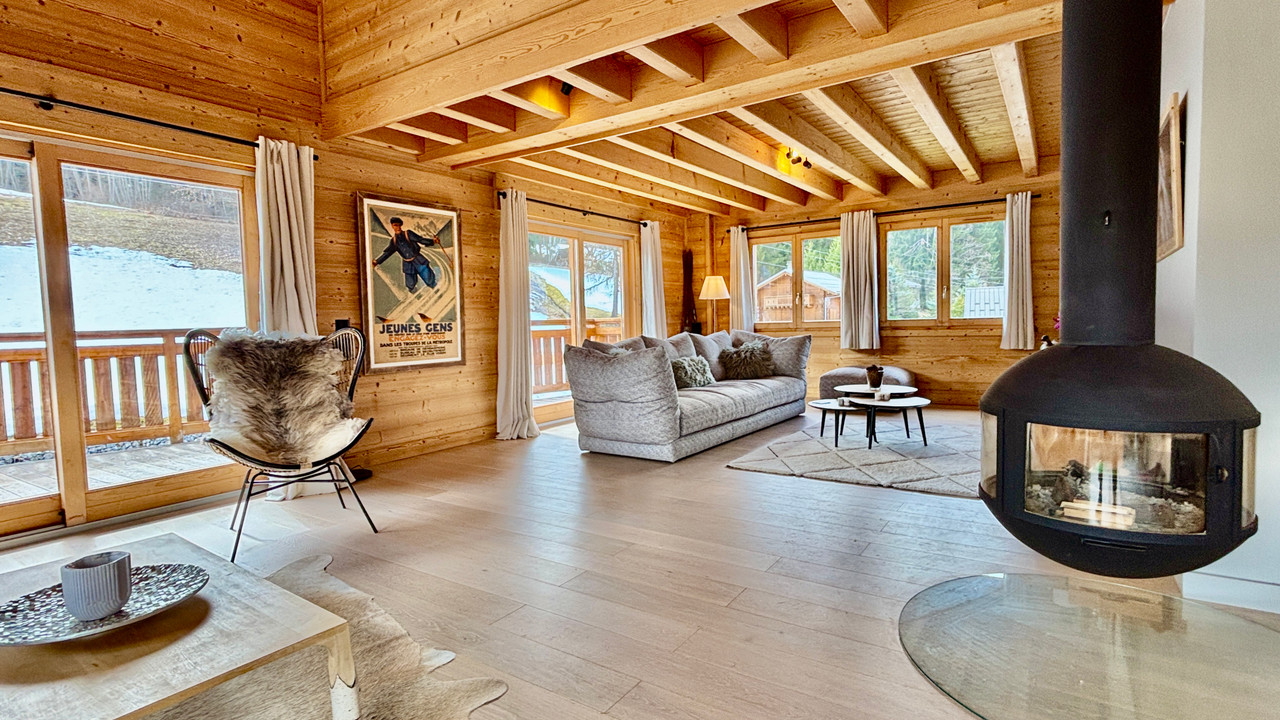 Luxury 4 bedroom ski chalet FOR SALE in St Gervais les Bains - 4