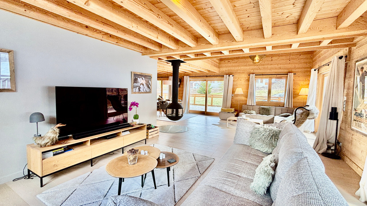 Luxury 4 bedroom ski chalet FOR SALE in St Gervais les Bains - 5