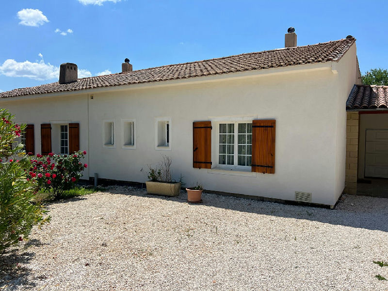 House & swimming pool in Rustrel - 2