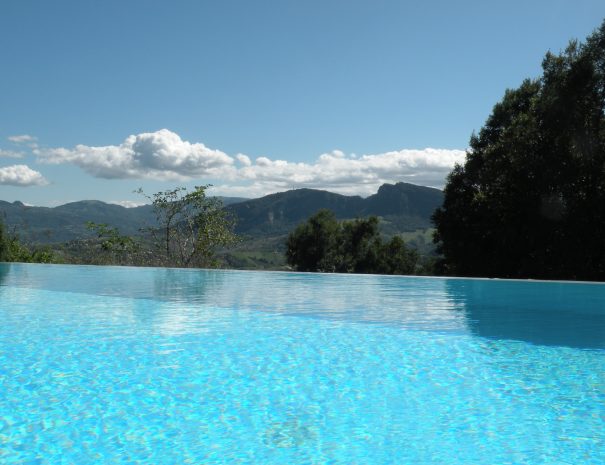 Fantastic and durable property with swimming pool and 2 flats, very suitable for tourist activity B&B or long-term rental - 3