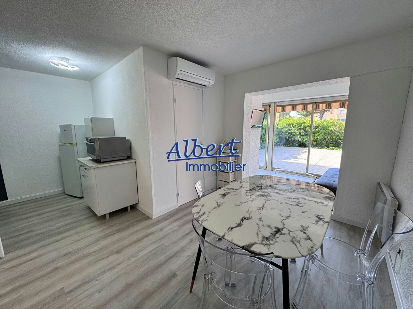 Apartment in Six-Fours-les-Plages