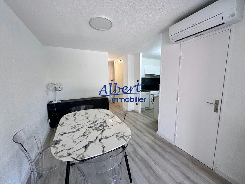 Apartment in Six-Fours-les-Plages - 2