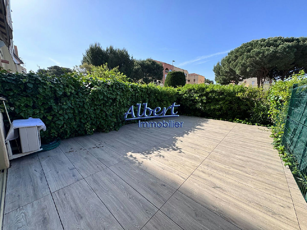Apartment in Six-Fours-les-Plages - 7