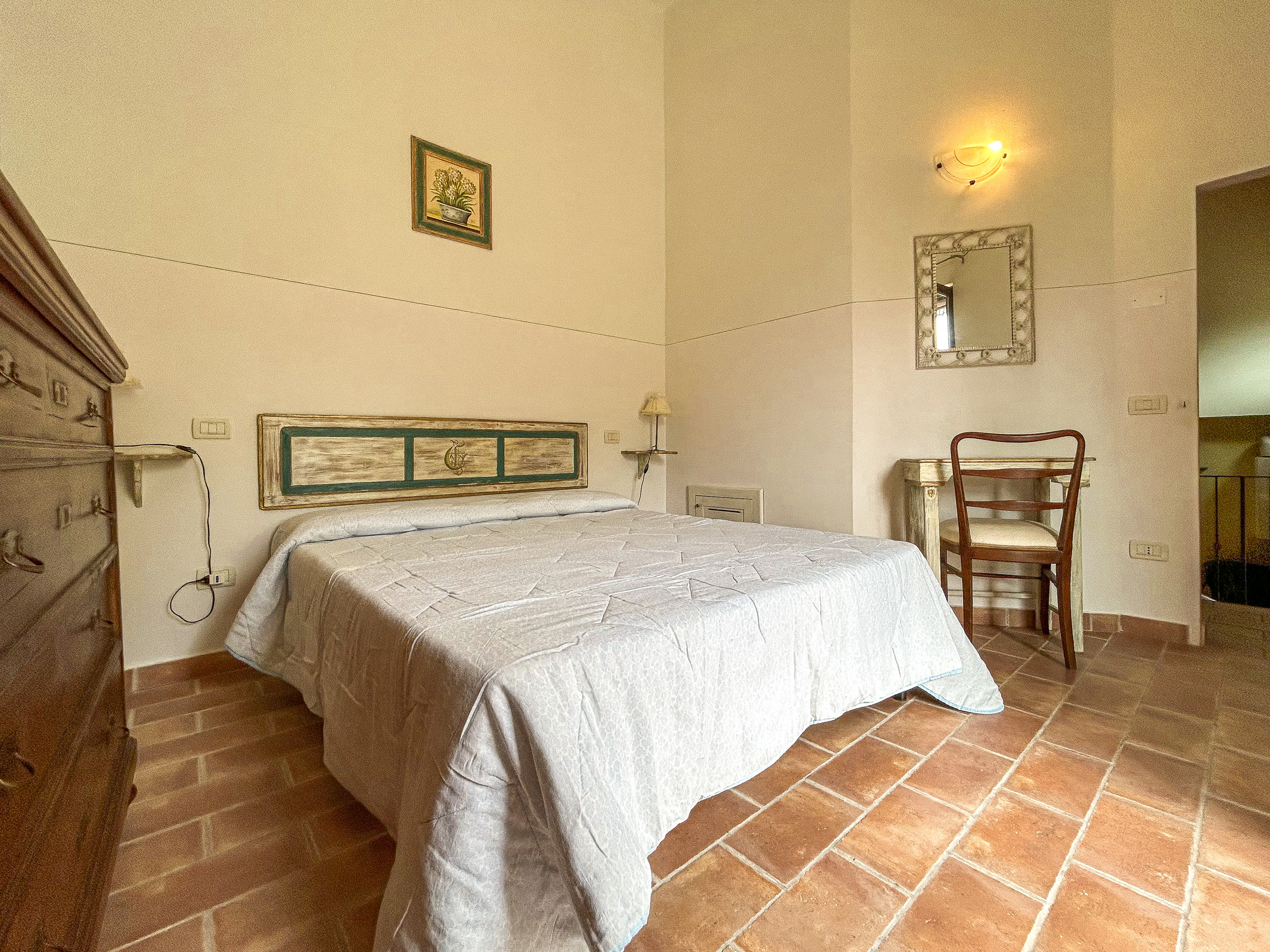 Beautiful B&B with pool - 5