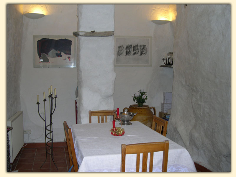 Beautiful Cottage with Sea View - 3