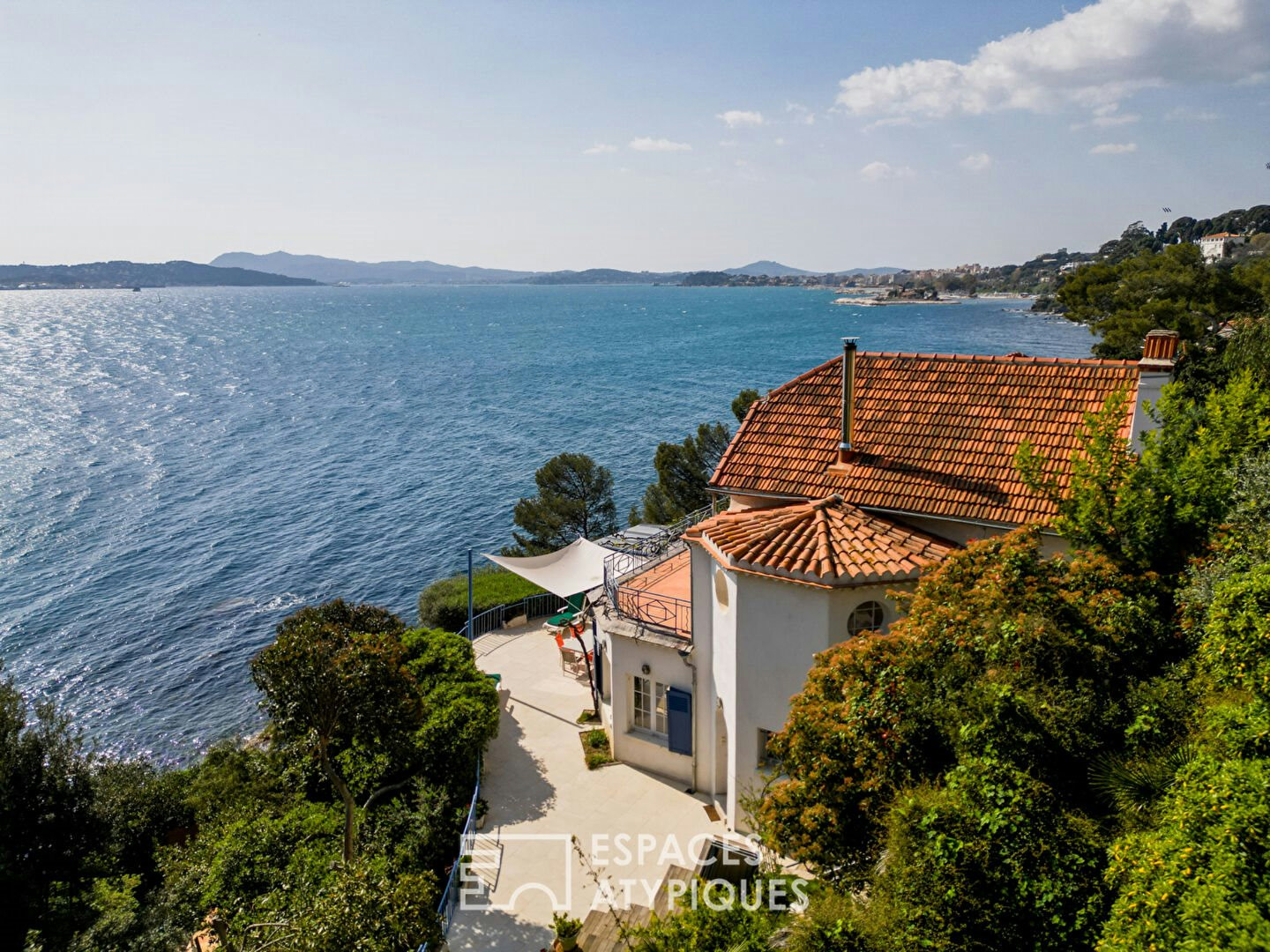 1930s villa, balcony overlooking the sea with direct access to a secluded cove