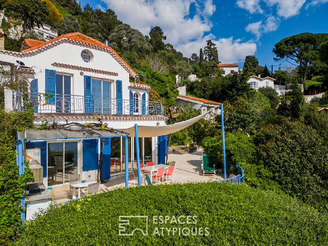 1930s villa, balcony overlooking the sea with direct access to a secluded cove - 2
