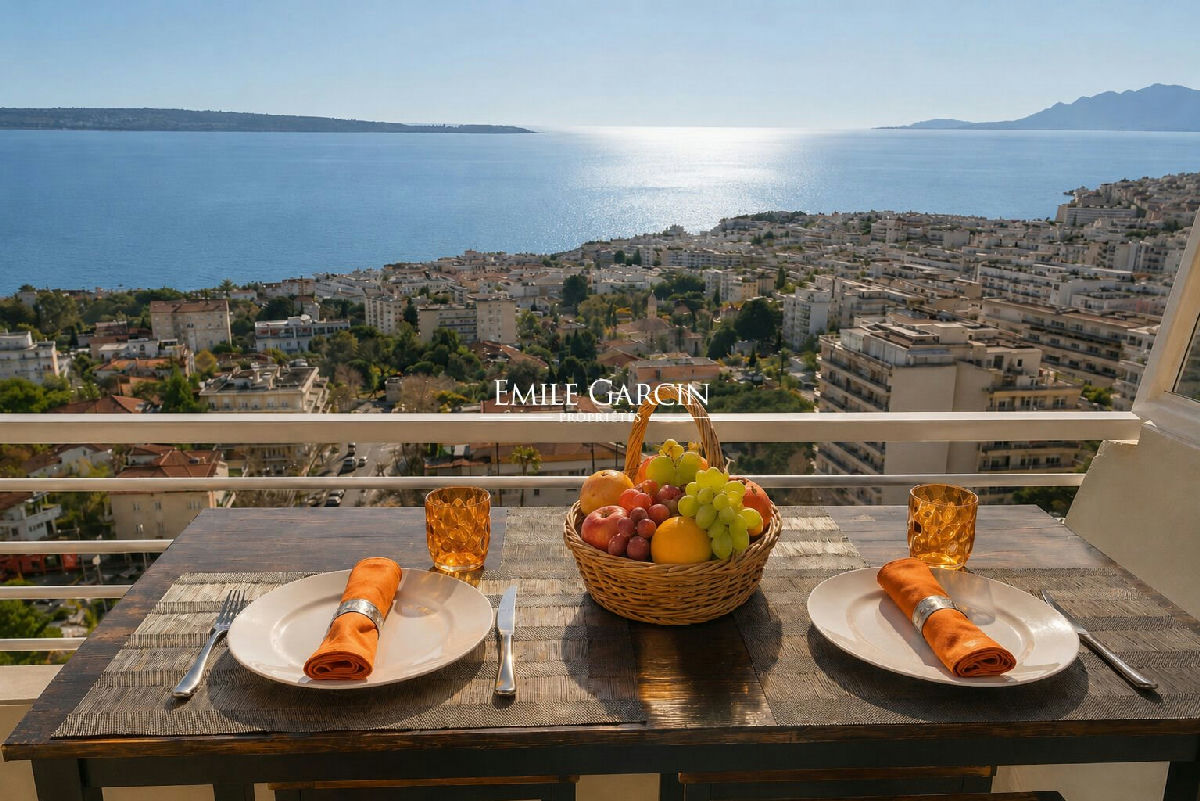 Apartment with panoramic sea views - 4
