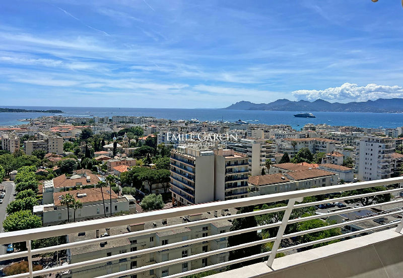 Apartment with panoramic sea views - 5