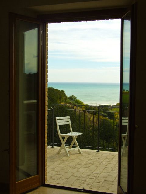 Luxurious Apartments Near The Sea - 4