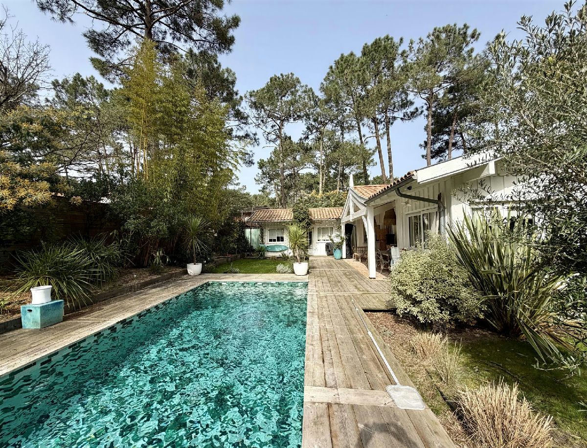 Cap-Ferret, between basin and ocean, charming wooden villa, 4 bedrooms, 3 bathrooms, heated swimming pool, 3 sheds - 2