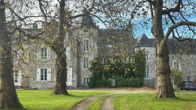 Magnificent restored Norman manoir 5km from glorious sandy beaches