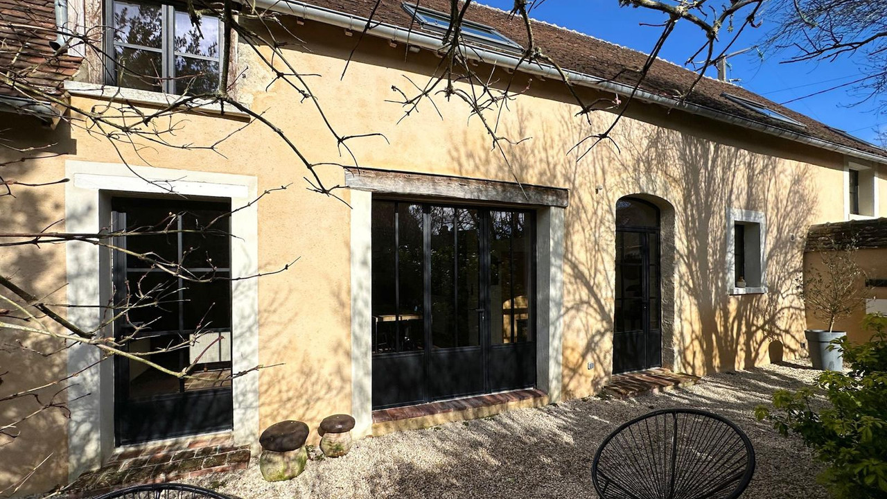 10m Bellême, hamlet, authentic Percheron farmhouse, fully renovated, unobstructed views over the countryside