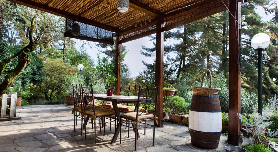 Large villa in total privacy with pool - 3