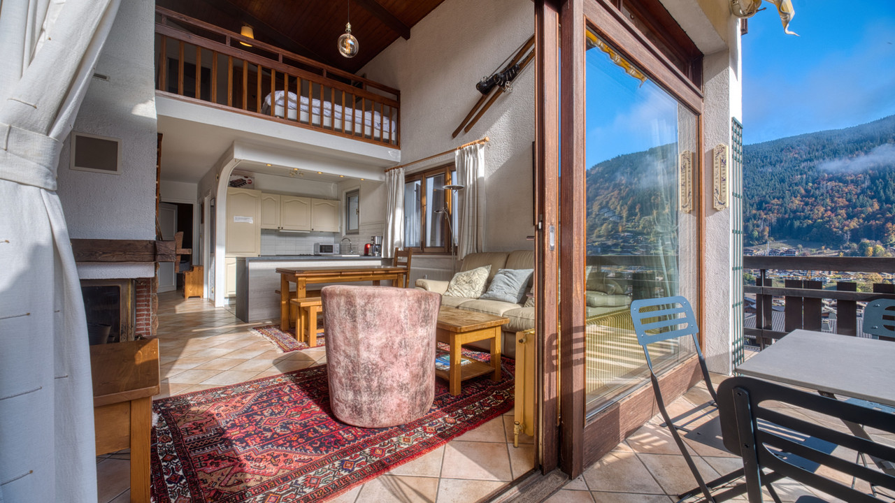 Superb 4-room duplex apartment in Morzine with panoramic view - 2