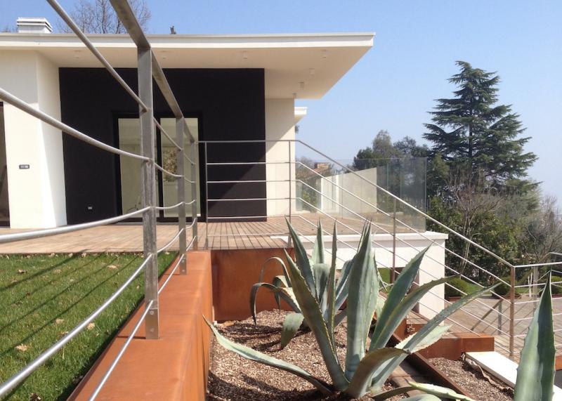 Luxury high-end technology villa with stunning views of Garda Lake - 5