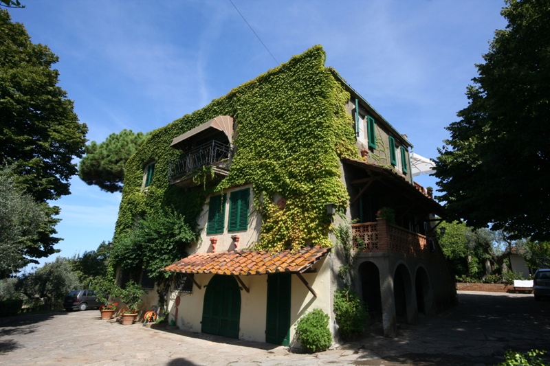 A Very Prestigious object on more than exclusive location - 3