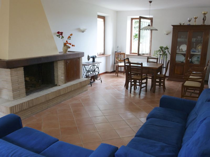 Recently restored complex of a total of circa 430 m2 - 3