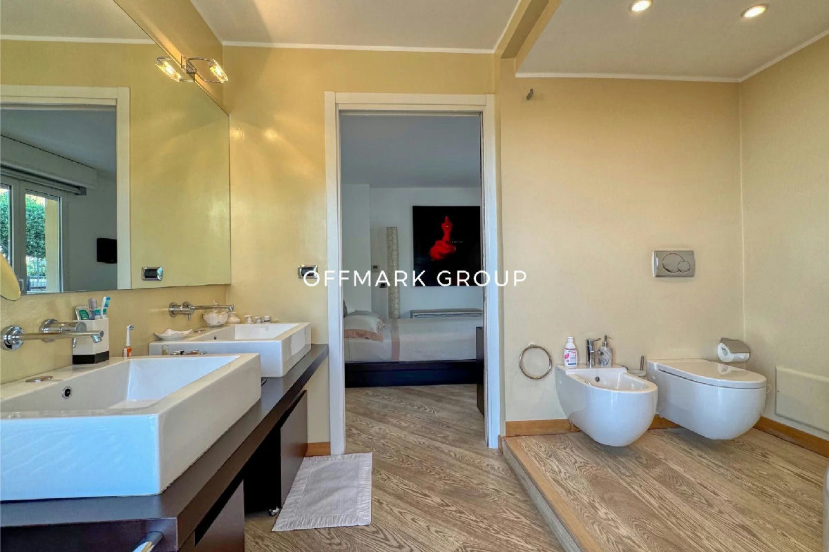 Magnificent Apartment With Sea View - 9