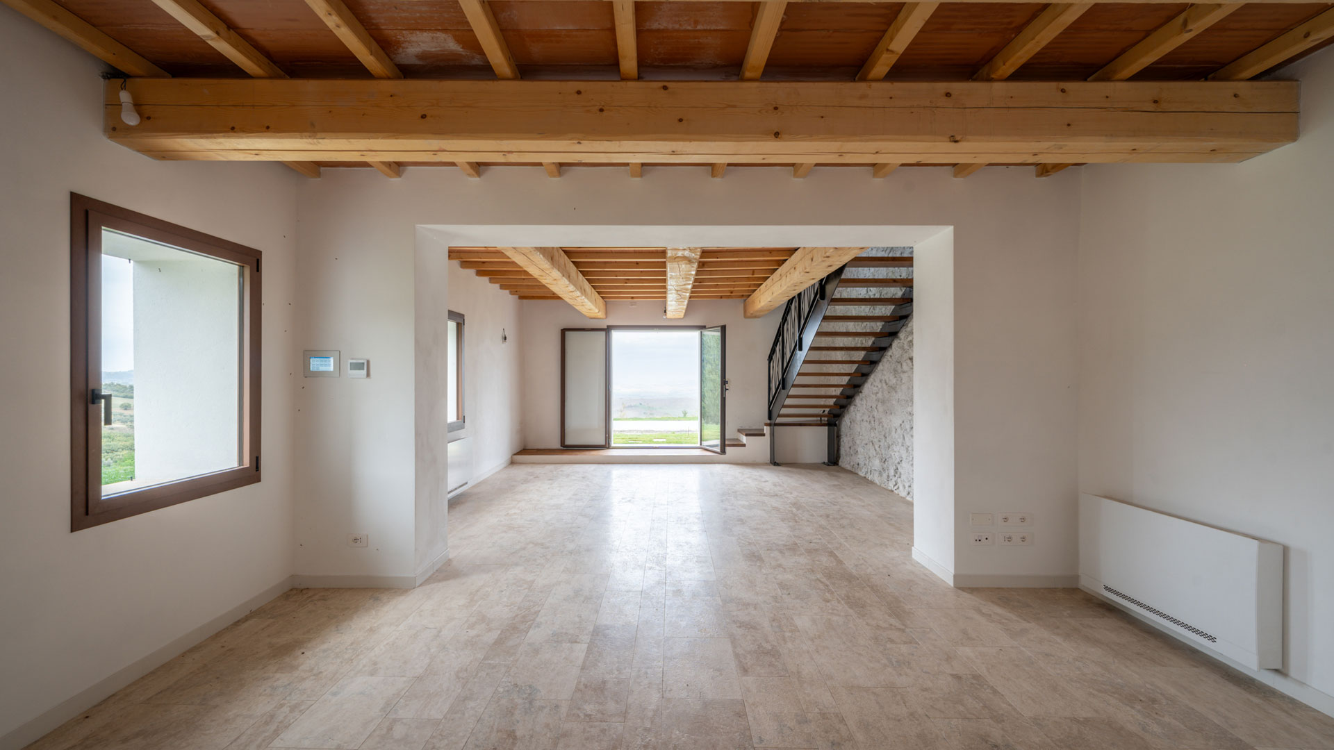 Stone farmhouse with breathtaking views of the Val d'Orcia and infinity pool - 2