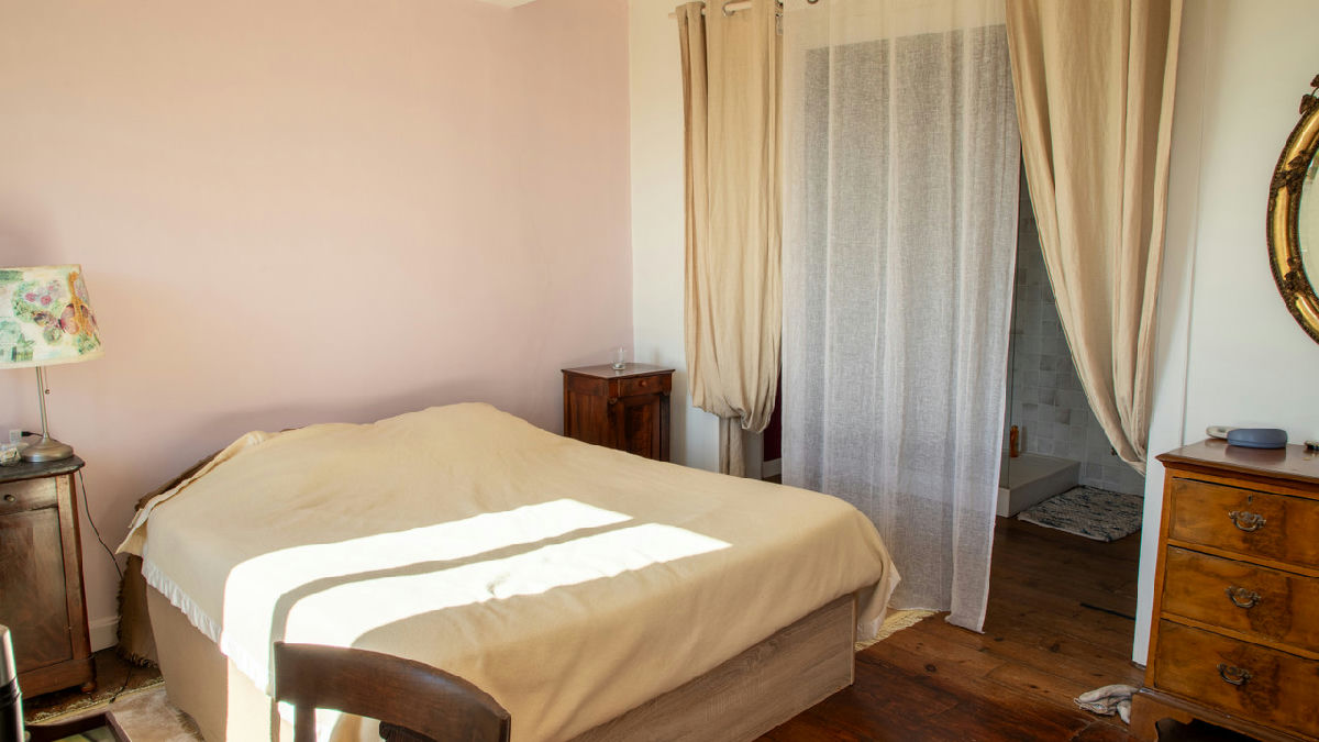 Exceptional 18th-Century Estate – Charming Guest House on the Camino de Santiago with Pyrenees Views - 8